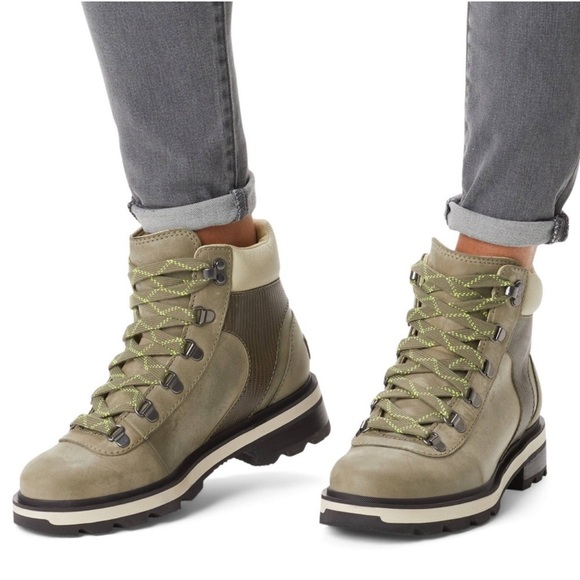 SOREL Lennox Hiker STKD Boots In Green Size 6 - Picture 1 of 11